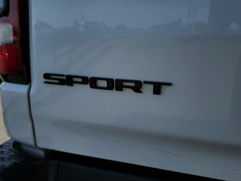Used 2020 RAM 1500 Sport w/ Leather & Sound Group AWD/4WD image 13