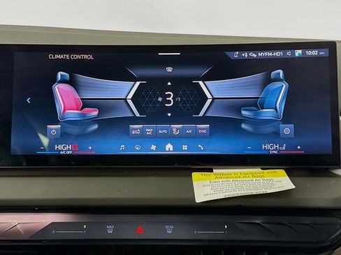 Used 2025 BMW X3 xDrive30i w/ Premium Package image 15