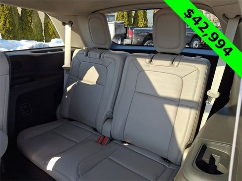 Used 2023 Lincoln Aviator Reserve w/ Equipment Group 201A image 11