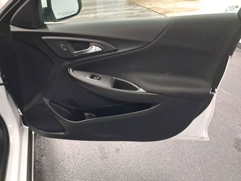 Used 2025 Chevrolet Malibu RS image 28