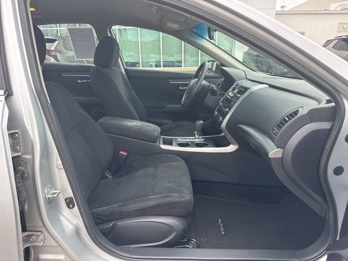 Used 2015 Nissan Altima 2.5 S w/ Sport Value Package FWD image 15