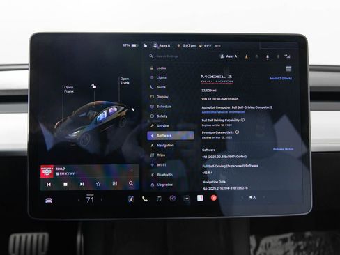 Used 2021 Tesla Model 3 Performance image 34