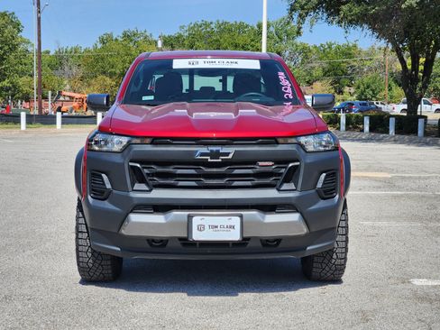 Used 2025 Chevrolet Colorado Trail Boss AWD/4WD image 30