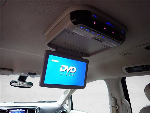 Used 2019 Chrysler Pacifica Touring-L FWD image 11