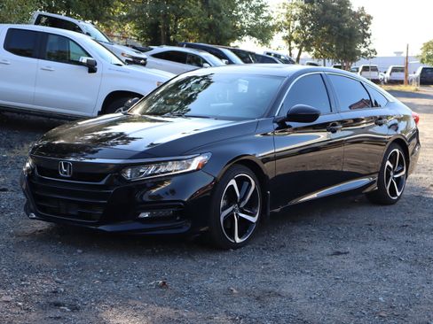 Used 2019 Honda Accord Sport image 16