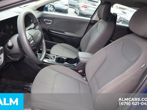 Used 2025 Kia K4 FWD image 10