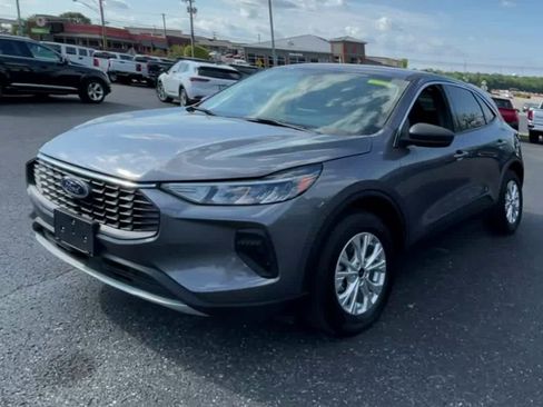 Used 2024 Ford Escape Active image 5