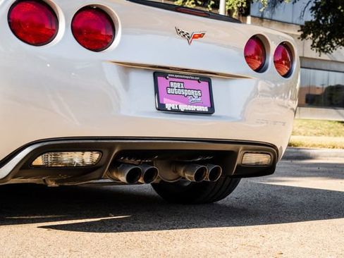 Used 2006 Chevrolet Corvette Convertible w/ Preferred Equipment Group image 23