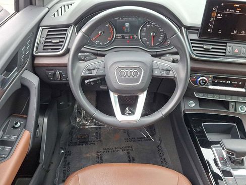 Used 2023 Audi Q5 2.0T Premium w/ Convenience Package image 21
