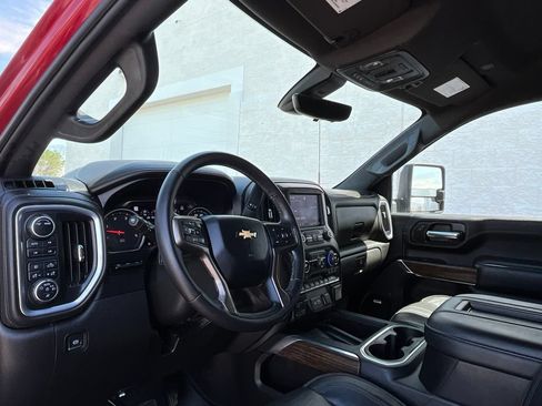 Used 2022 Chevrolet Silverado 3500 High Country w/ Technology Package AWD/4WD image 13