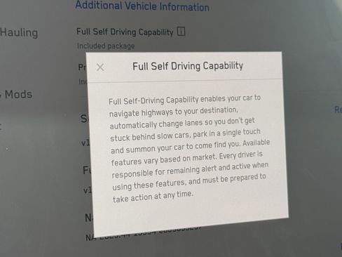 Used 2024 Tesla Cybertruck Cyberbeast AWD/4WD image 27