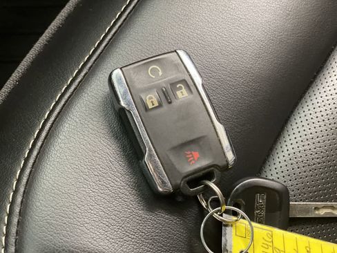 Used 2019 GMC Canyon Denali image 28