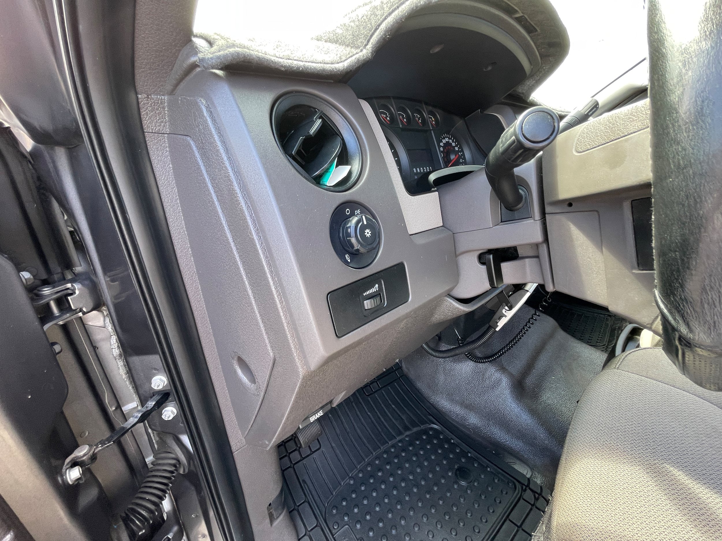 Used 2009 Ford F150 STX RWD image 14