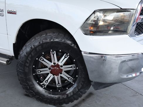 Used 2016 RAM 1500 Classic SLT image 4