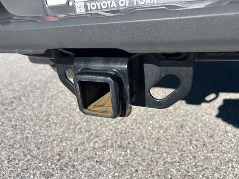 Used 2018 Toyota Tacoma TRD Sport image 23