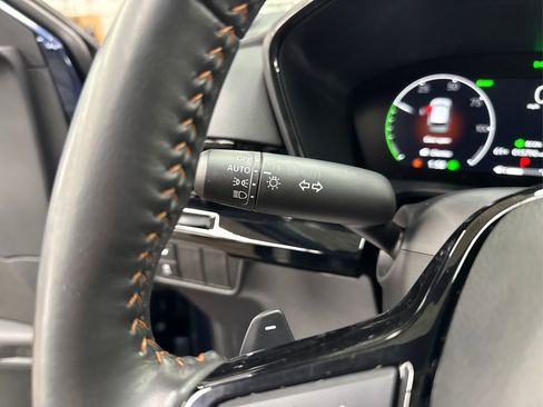 Used 2025 Honda CR-V Sport Touring image 28