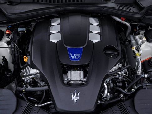 Certified 2024 Maserati Quattroporte Modena Ultima Q4 image 28