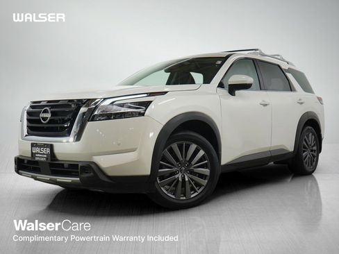 Used 2023 Nissan Pathfinder SL w/ SL Premium Package AWD/4WD image 1