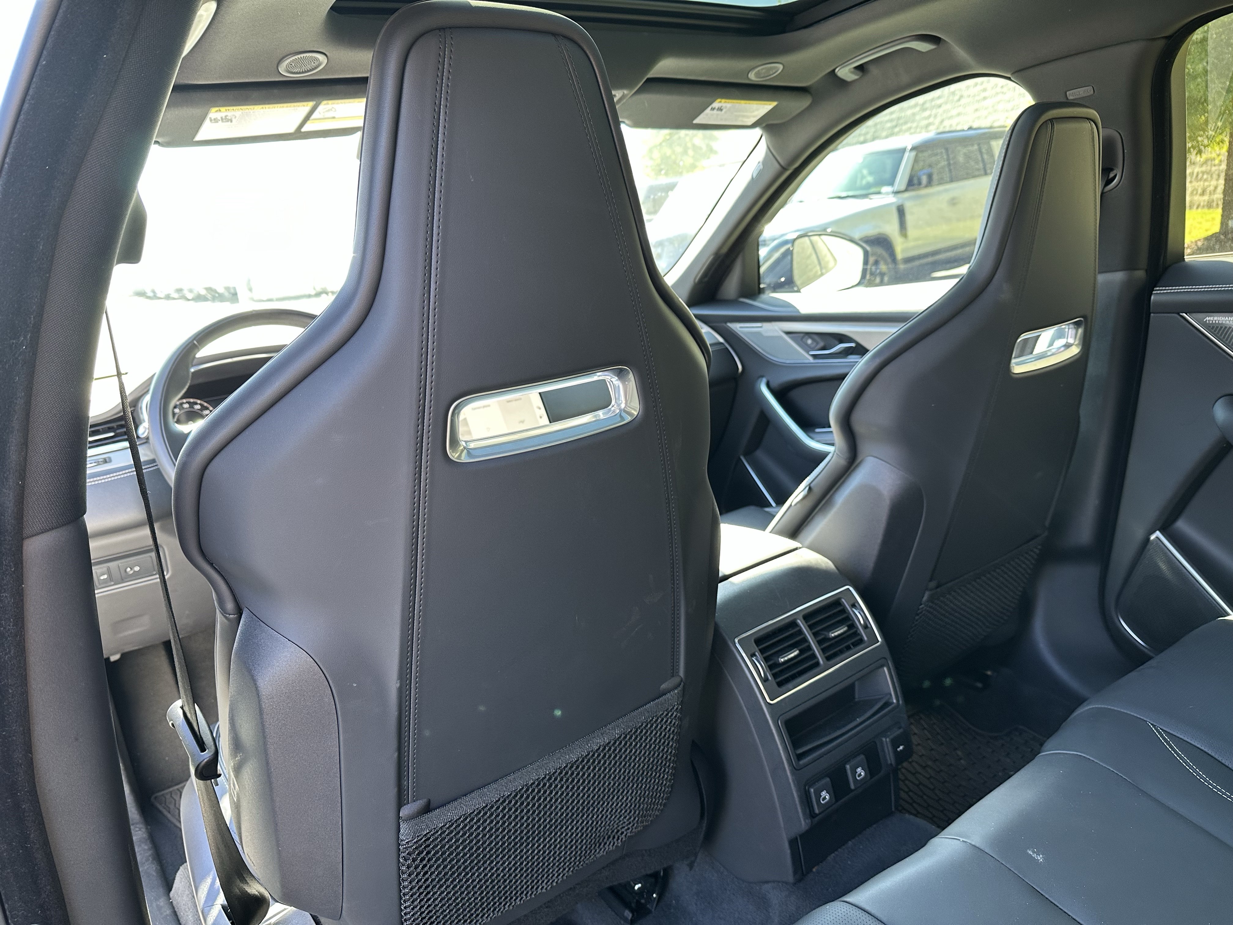 Used 2026 Jaguar F-PACE R-Dynamic S AWD/4WD image 33