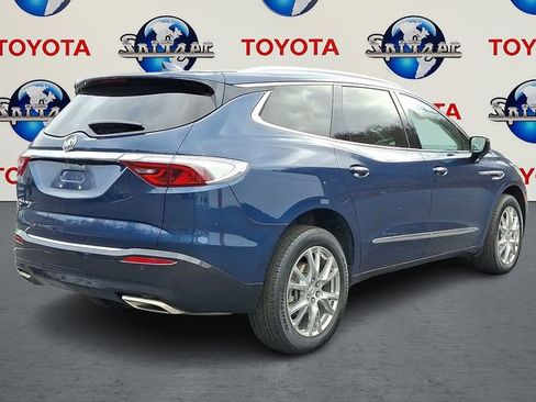Used 2023 Buick Enclave Essence w/ Experience Buick Package image 7