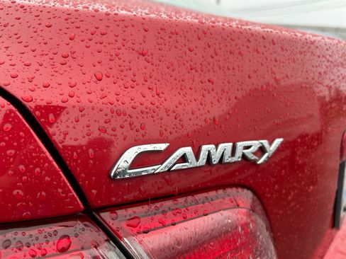 Used 2011 Toyota Camry LE w/ Fleet Convenience Pkg image 31