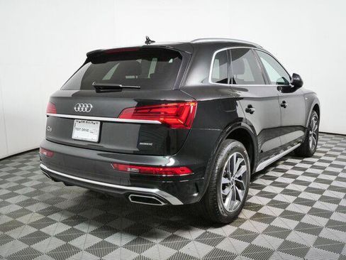 Used 2023 Audi Q5 2.0T Premium Plus w/ Premium Plus Package AWD/4WD image 3