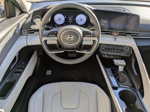 New 2026 Hyundai Elantra Limited image 15