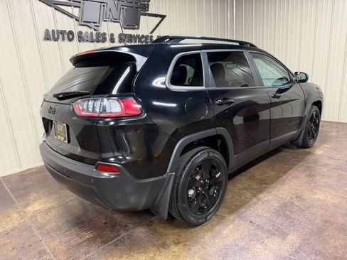 Used 2021 Jeep Cherokee Latitude Plus FWD image 8