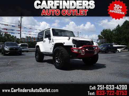 Used 2018 Jeep Wrangler Sahara w/ Dual Top Group AWD/4WD image 1