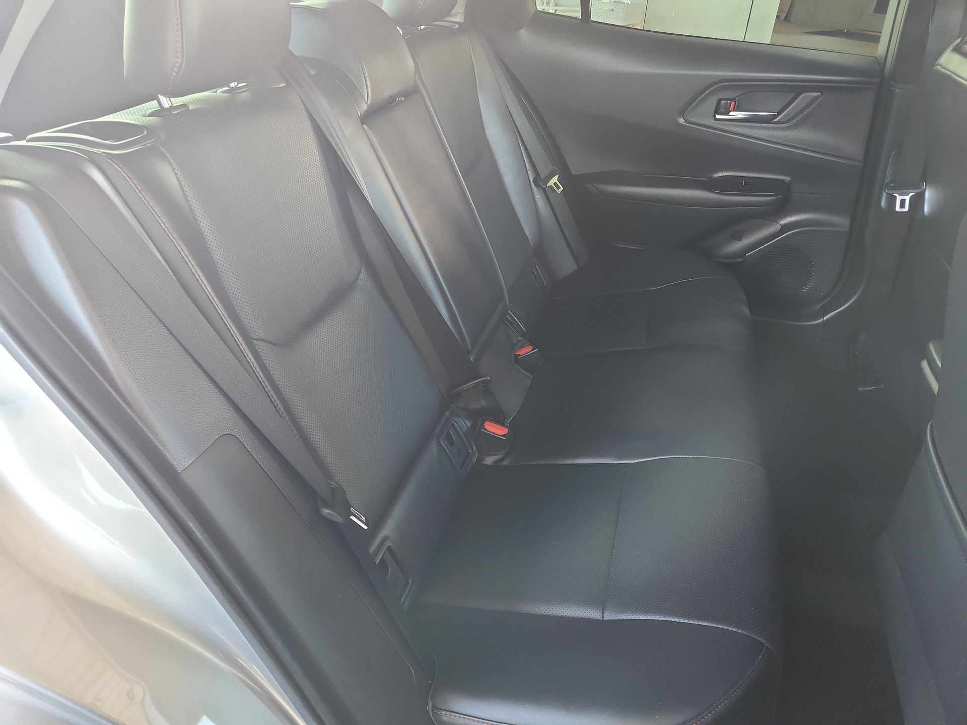 Used 2023 Toyota Prius Prime Premium FWD image 27