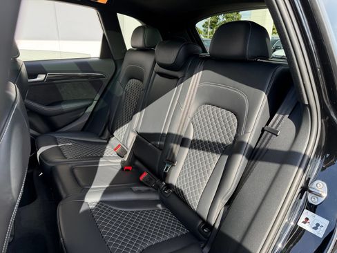 Used 2017 Audi SQ5 Premium Plus w/ Technology Package AWD/4WD image 16