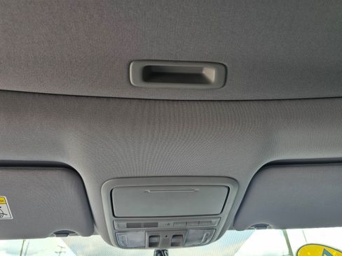 Used 2017 Honda Pilot EX-L image 18