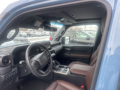 Used 2025 Toyota Land Cruiser image 25