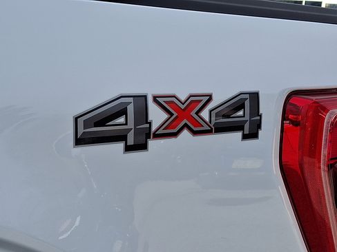 Certified 2022 Ford F150 XLT w/ Equipment Group 302A High image 33