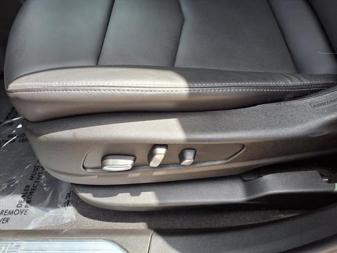 Used 2024 Cadillac XT5 Premium Luxury w/ Technology Package FWD image 21