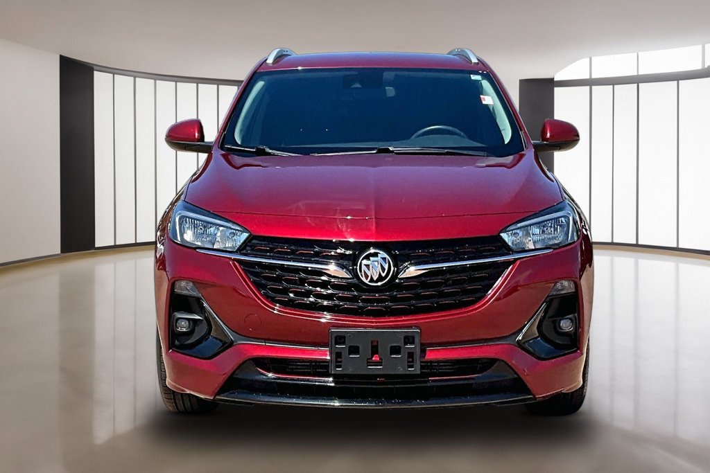Used 2022 Buick Encore GX Select w/ Sport Touring Package FWD image 3