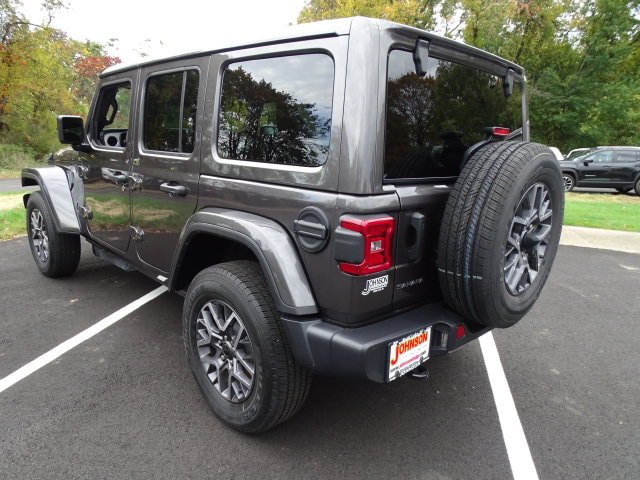 Certified 2026 Jeep Wrangler Unlimited Sahara AWD/4WD image 20