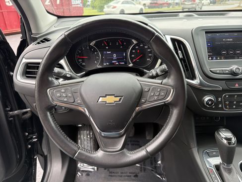 Used 2021 Chevrolet Equinox LT AWD/4WD image 24
