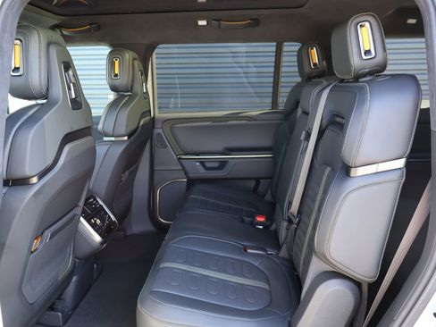 Used 2025 Rivian R1S Adventure image 23