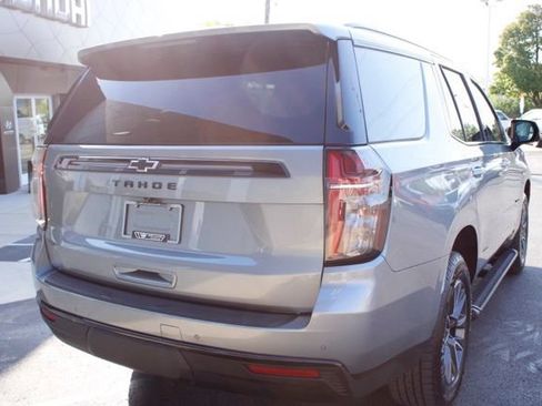 Used 2023 Chevrolet Tahoe Z71 w/ Luxury Package AWD/4WD image 3