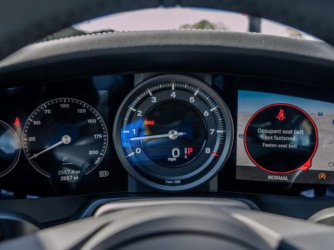 Used 2024 Porsche 911 Carrera S w/ Sport Package image 9