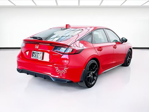 Used 2024 Honda Civic Sport image 4