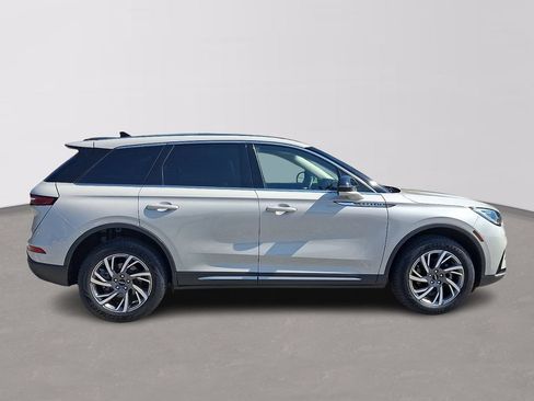 Used 2024 Lincoln Corsair FWD w/ Equipment Group 101A image 7