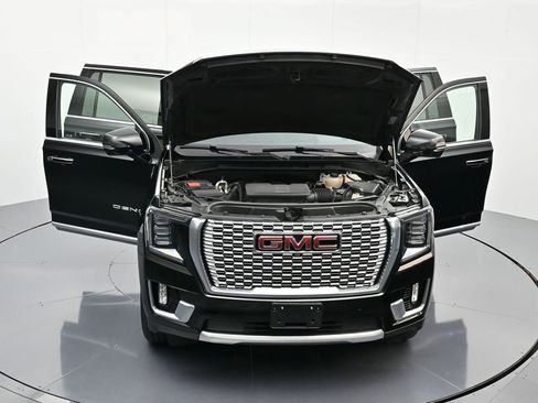 Used 2024 GMC Yukon XL Denali image 63