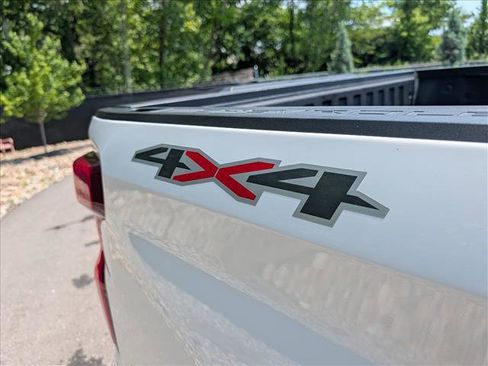 Used 2023 Chevrolet Silverado 1500 LTZ AWD/4WD image 21