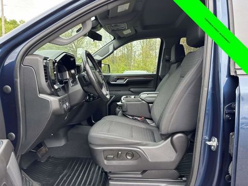 Used 2022 Chevrolet Silverado 1500 RST w/ Protection Package AWD/4WD image 6