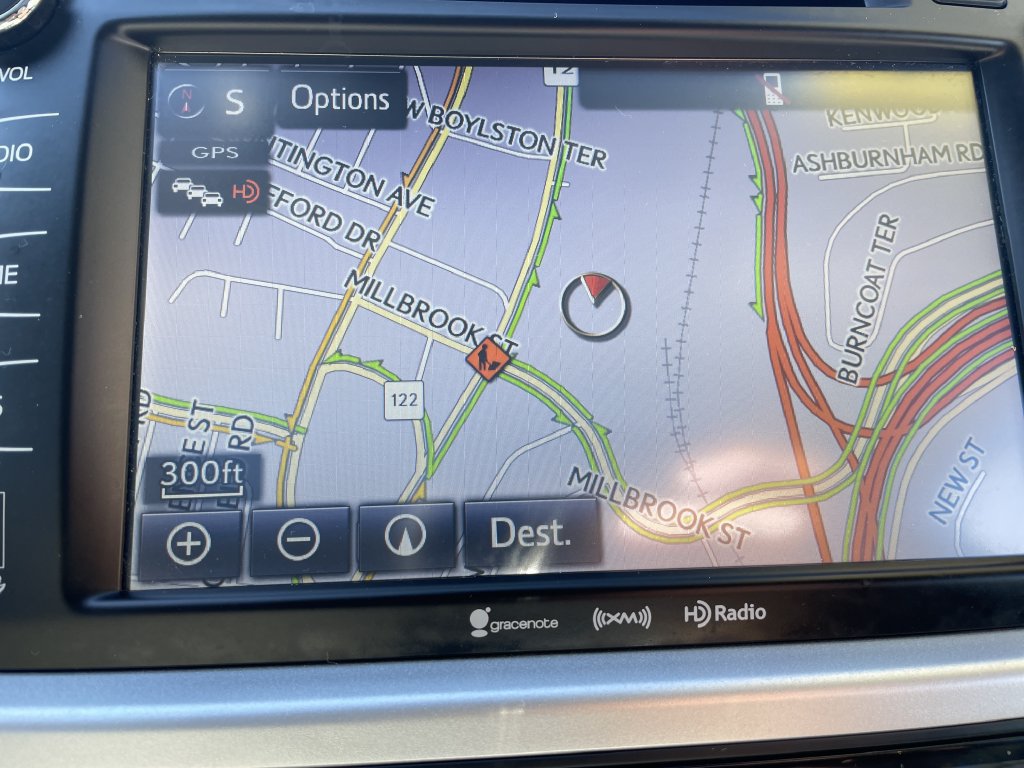 Used 2018 Toyota Highlander Limited AWD/4WD image 19