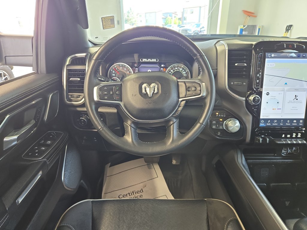 Used 2024 RAM 1500 Laramie AWD/4WD image 19