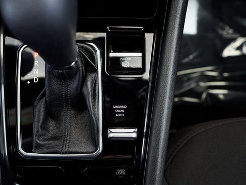 Used 2023 Jeep Compass Sport image 45