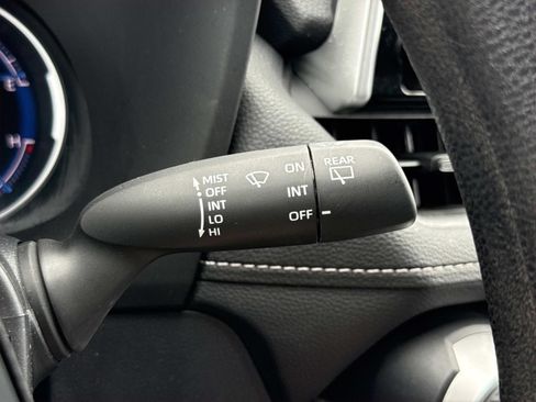 Used 2024 Toyota RAV4 LE AWD/4WD image 17